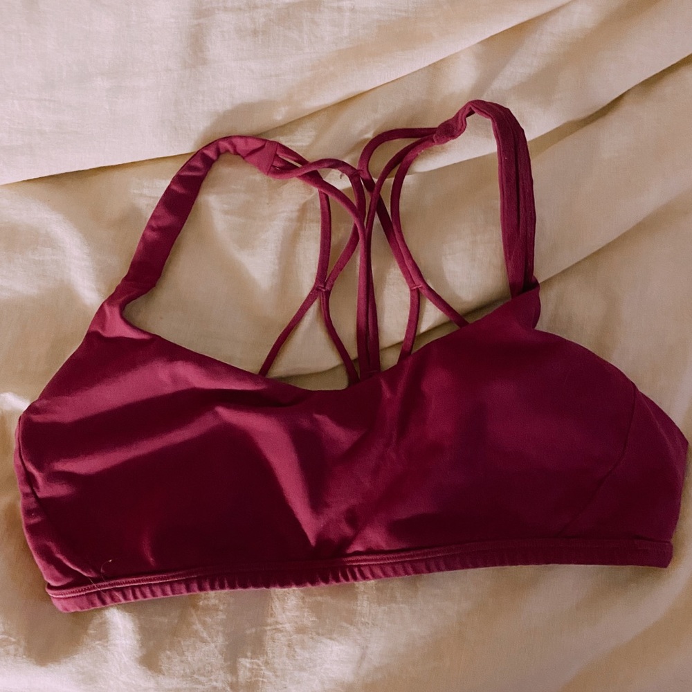 Lululemon Free To Be Sports Bra